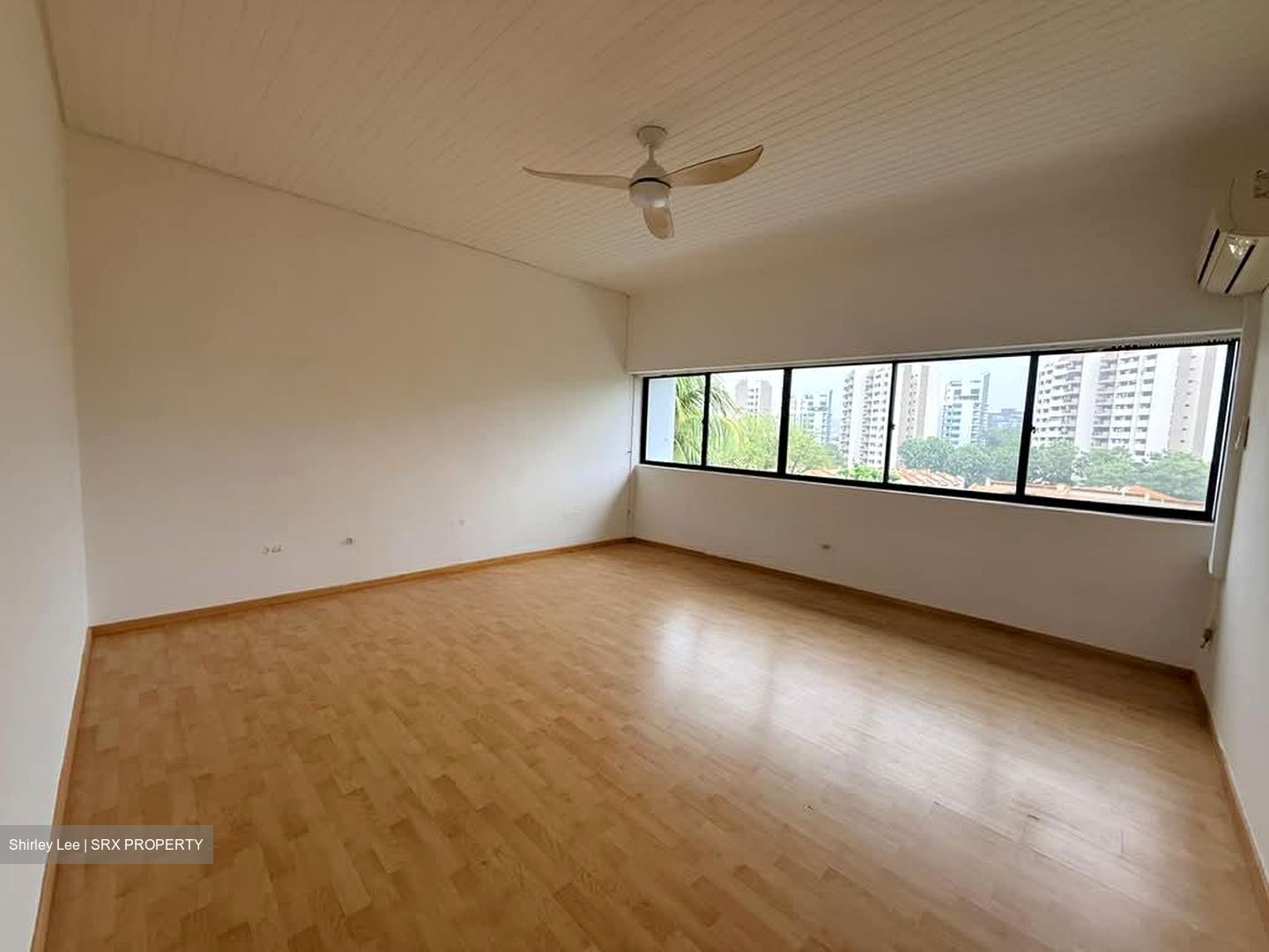 Villa Delle Rose (D10), Condominium #573373011